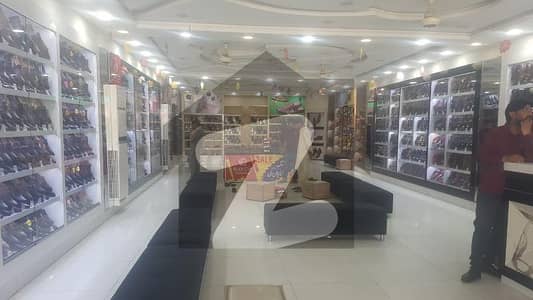 Commercial Outlet Plaza For Rent - Main Gulburg Road Faisalabad