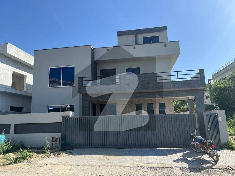 New 1 kanel house for rent F-15 Islmamabad