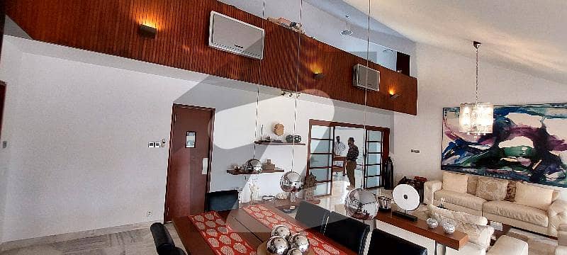 اَپر غزری غِزری,کراچی میں 5 کمروں کا 4 مرلہ مکان 7.0 لاکھ میں کرایہ پر دستیاب ہے۔
