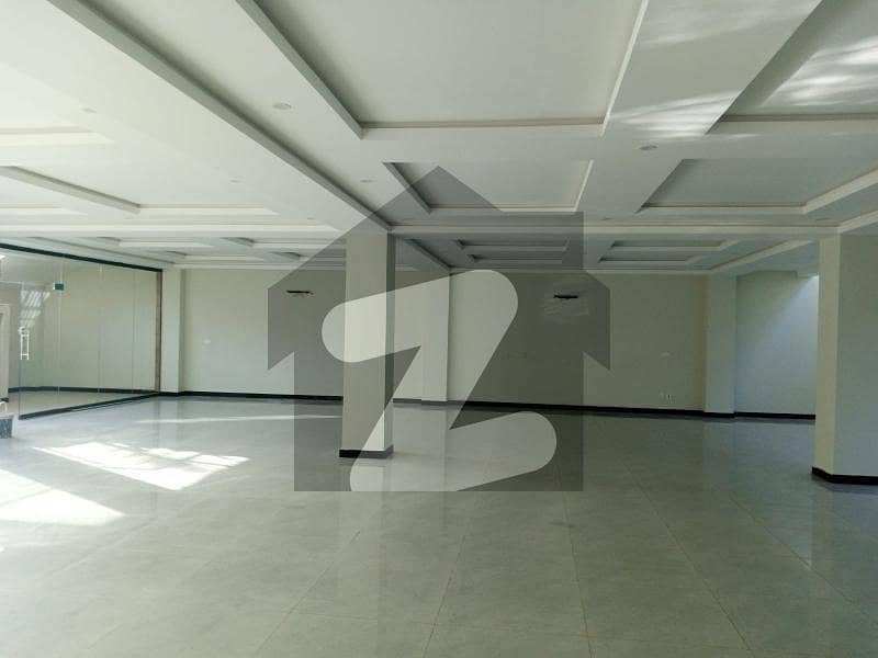 G-13 2,800 Sqft GROUND +LG FLOOR PRIME LOCATION SUITABLE FOR CLINIC,LABS,IT,CALL CENTER,SOCIETY OFFICE,BUILDERS DEVELPORS ETC Parking Available