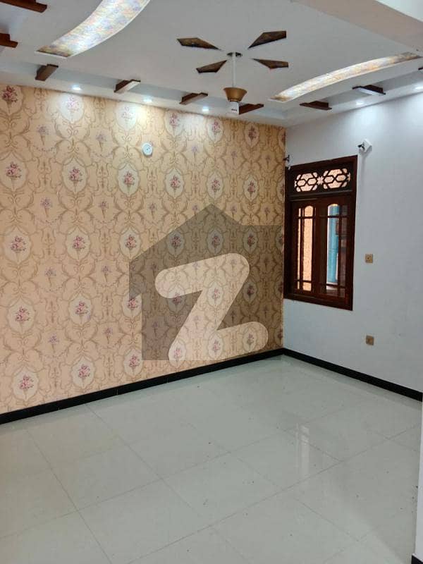 رائل رسدنکے گلشنِ اقبال ٹاؤن,کراچی میں 4 کمروں کا 8 مرلہ فلیٹ 2.95 کروڑ میں برائے فروخت۔