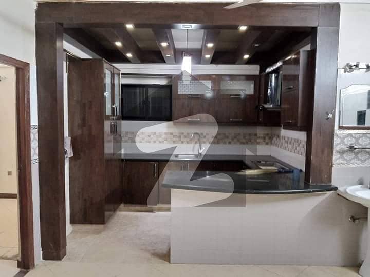 مسلم آباد سوسائٹی کراچی میں 3 کمروں کا 7 مرلہ فلیٹ 1.85 کروڑ میں برائے فروخت۔