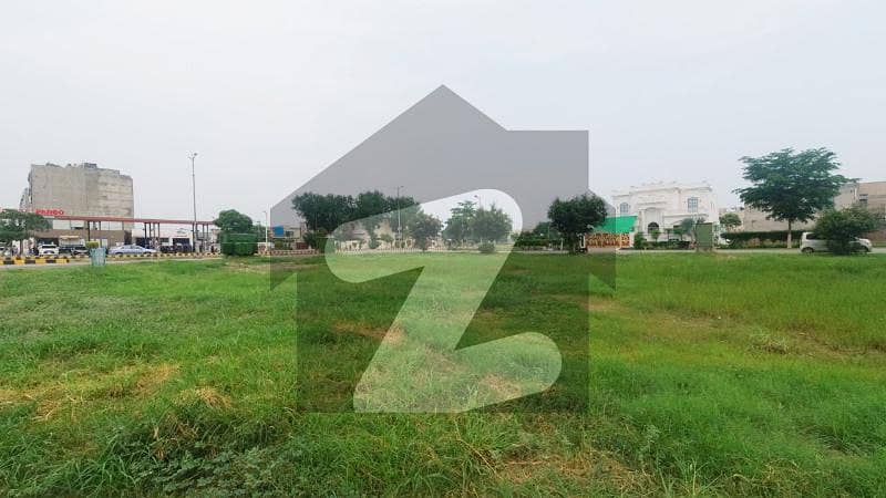 Corner Commercial Plot For Sale In DHA Phase 6 - Block H Lahore