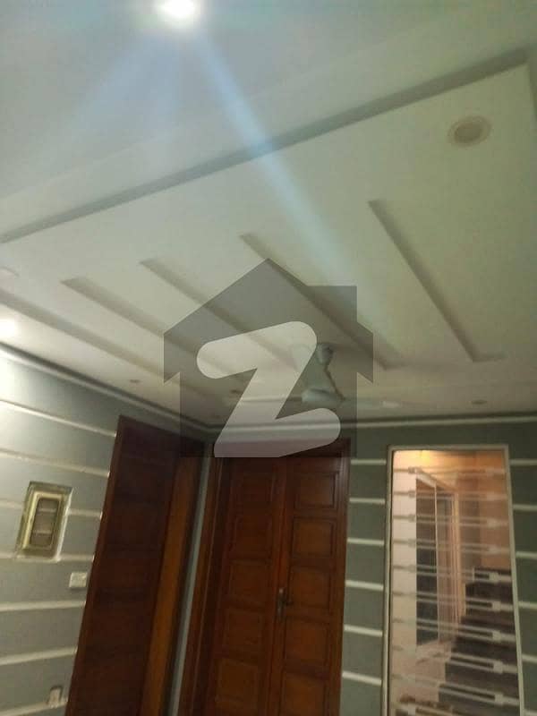 گلزارِ قائد ہاؤسنگ سوسائٹی راولپنڈی میں 6 کمروں کا 8 مرلہ مکان 3.0 کروڑ میں برائے فروخت۔