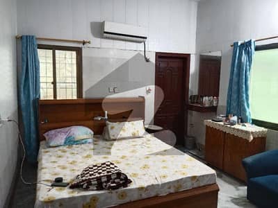 بسم اللہ ٹاؤن حیدرآباد ۔ شیخ بھیرکیو روڈ,حیدر آباد میں 6 کمروں کا 9 مرلہ مکان 2.45 کروڑ میں برائے فروخت۔