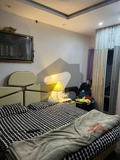 سرفراز رفیقی روڈ کینٹ,لاہور میں 6 کمروں کا 17 مرلہ مکان 8.4 کروڑ میں برائے فروخت۔