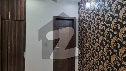 بینکرز کوآپریٹو ہاؤسنگ سوسائٹی لاہور میں 5 کمروں کا 5 مرلہ مکان 1.85 کروڑ میں برائے فروخت۔