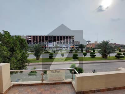 بحریہ آرچرڈ لاہور میں 3 کمروں کا 1 کنال کمرہ 70.0 ہزار میں کرایہ پر دستیاب ہے۔