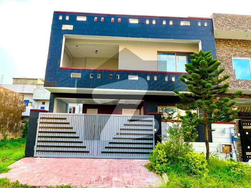 8 MARLA Full used house available for sale in CDA approved sector f 17 MPCHS Islamabad