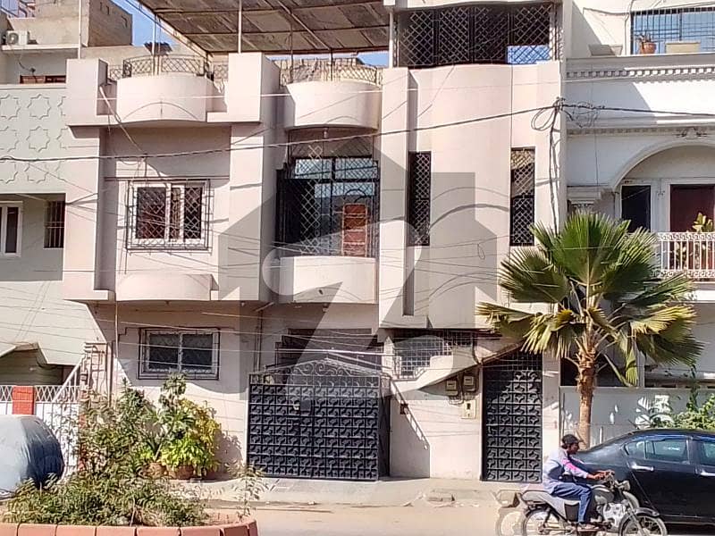 عائشہ منزل کراچی میں 6 کمروں کا 8 مرلہ مکان 6.0 کروڑ میں برائے فروخت۔
