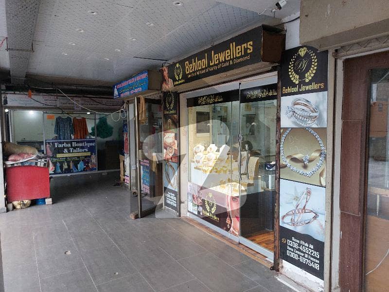 ڈیوائن گارڈنز لاہور میں 3 مرلہ دکان 95.0 لاکھ میں برائے فروخت۔
