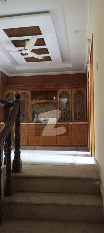 نیشنل پولیس فاؤنڈیشن او ۔ 9 اسلام آباد میں 3 کمروں کا 5 مرلہ مکان 55.0 ہزار میں کرایہ پر دستیاب ہے۔