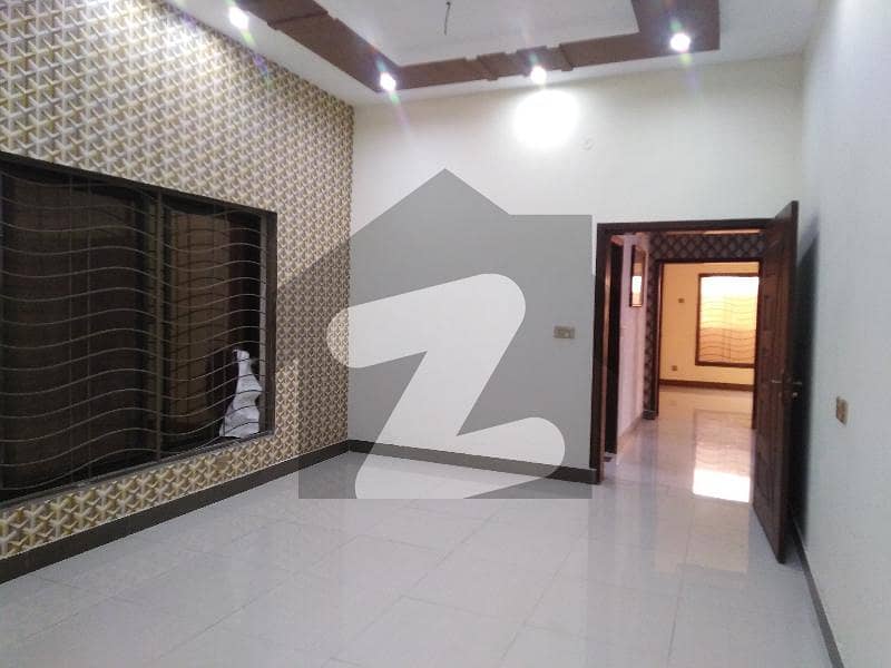 گلشنِ راوی لاہور میں 3 کمروں کا 12 مرلہ مکان 3.5 کروڑ میں برائے فروخت۔