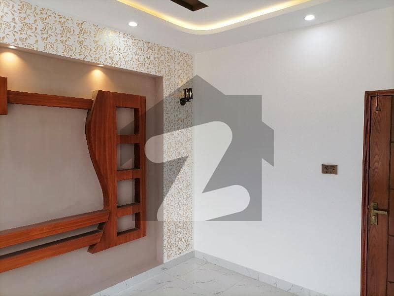 پاک عرب ہاؤسنگ سوسائٹی لاہور میں 3 کمروں کا 5 مرلہ مکان 2.2 کروڑ میں برائے فروخت۔