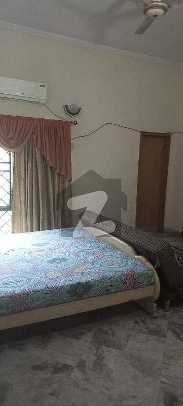 جوہر ٹاؤن فیز 1 - بلاک ایف جوہر ٹاؤن فیز 1,جوہر ٹاؤن,لاہور میں 4 کمروں کا 12 مرلہ مکان 3.65 کروڑ میں برائے فروخت۔