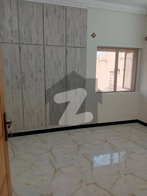 G-11/3 FGEHA E-Type Fully Renovated Tile Floor 3rd Floor Flat For Sale