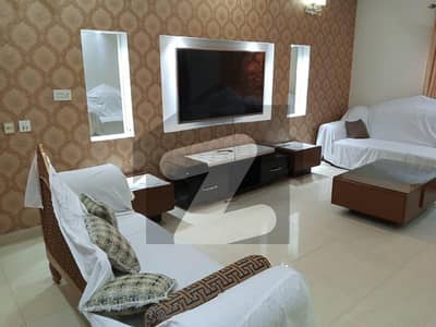 1 BED FURNISHED APARTMENT AVAILABLE FOR RENT IN BAHRIA TOWN LAHORE