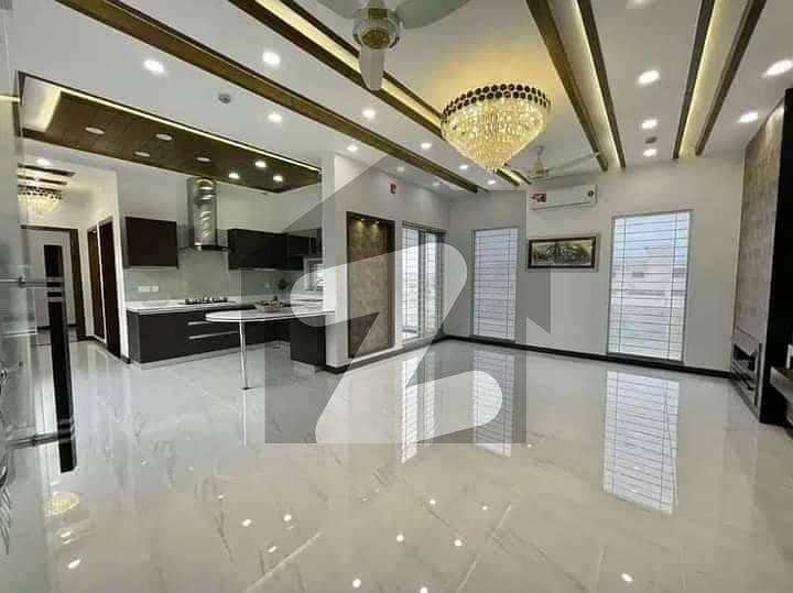 4 bed dd portion Available for rent 4 bed dd portion Available for rent