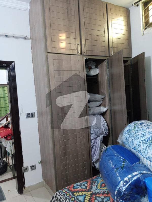 ڈی ۔ 12 اسلام آباد میں 4 کمروں کا 5 مرلہ مکان 1.3 لاکھ میں کرایہ پر دستیاب ہے۔