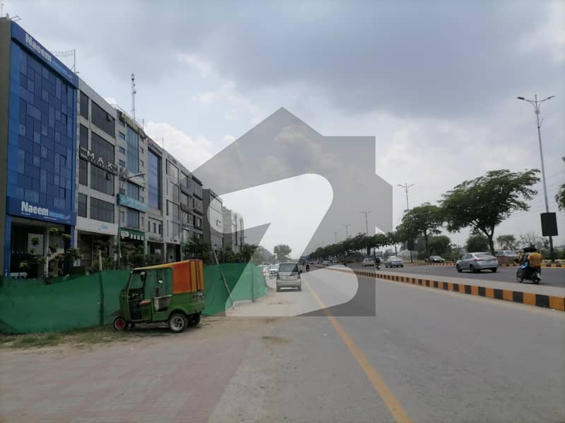 One kanal plot for sale Nearby plot no:615