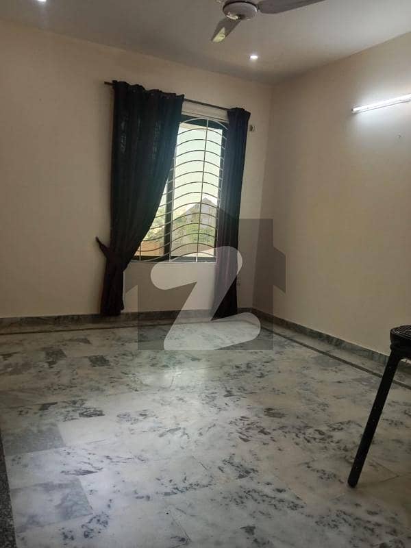Beautiful Corner Upper Portion For Rent In Media Town