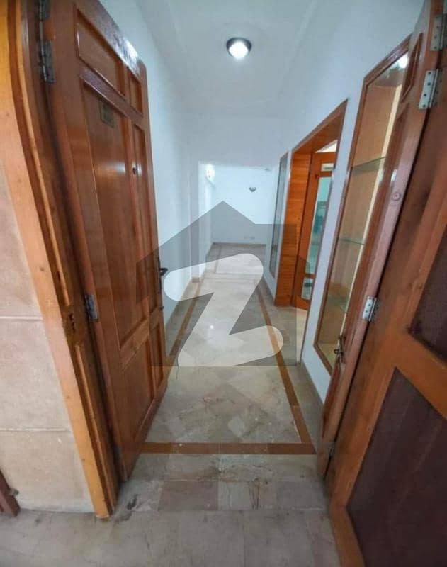 Al Mustafa Tower F10 Apartment Available For rent Beautiful Location F