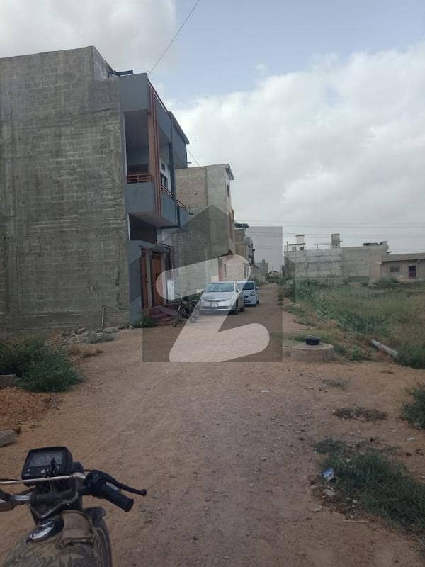 Prime Location 240 Square Yards Residential Plot In Beautiful Location Of Gulshan-E-Elahi In Karachi