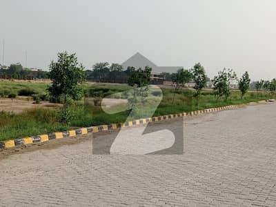 سندر لاہور میں 1 کنال زرعی زمین 85.0 لاکھ میں برائے فروخت۔