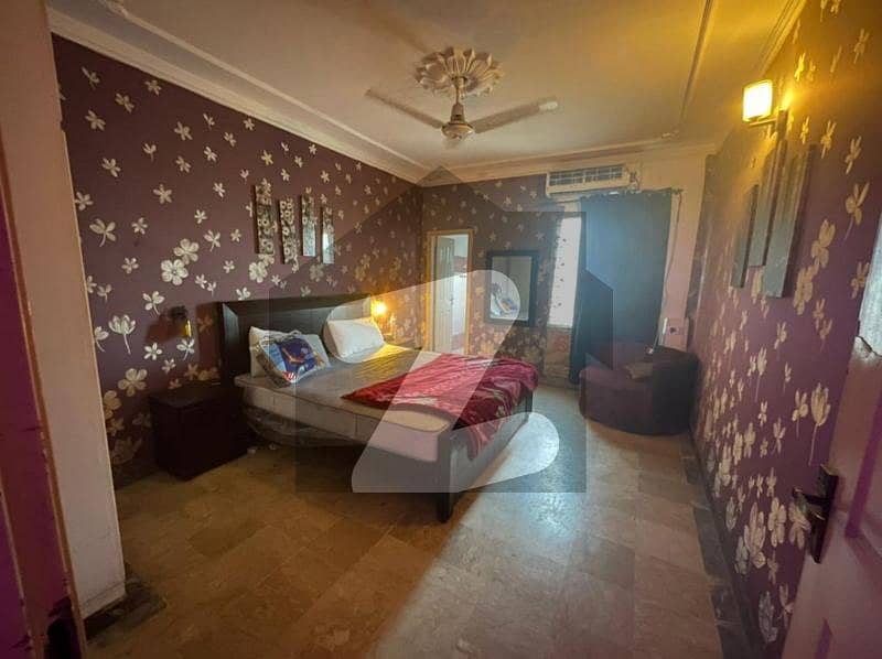 گارڈن ٹاؤن - احمد بلاک گارڈن ٹاؤن,لاہور میں 5 کمروں کا 1 کنال مکان 7.3 کروڑ میں برائے فروخت۔