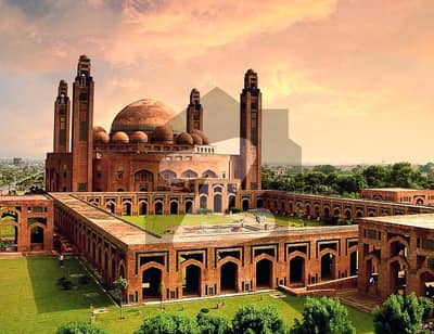 بحریہ ایجوکیشن اینڈ میڈیکل سٹی لاہور میں 4 مرلہ کمرشل پلاٹ 85.0 لاکھ میں برائے فروخت۔