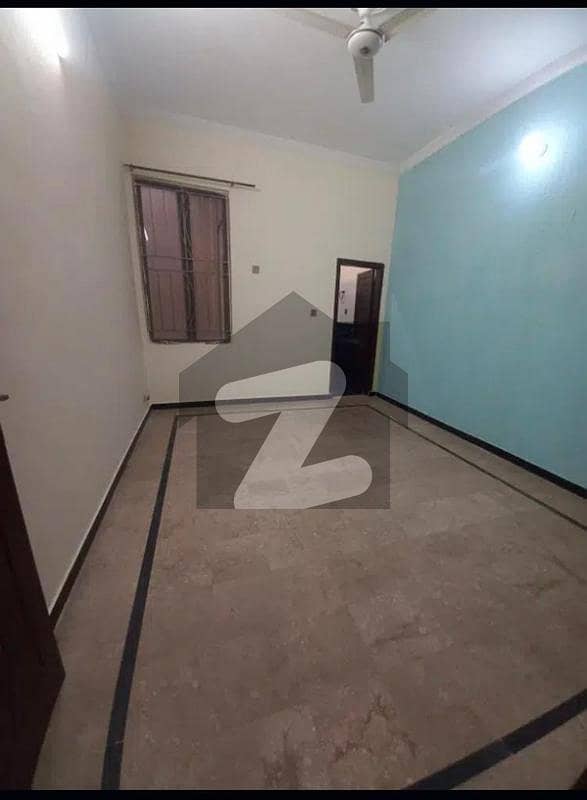 شلے ویلی راولپنڈی میں 2 کمروں کا 7 مرلہ زیریں پورشن 29.5 ہزار میں کرایہ پر دستیاب ہے۔
