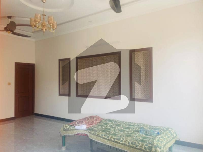 8 Marla Beautiful Double Storey House Available For Sale