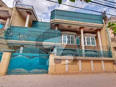 گلزارِ قائد ہاؤسنگ سوسائٹی راولپنڈی میں 10 کمروں کا 12 مرلہ مکان 3.5 کروڑ میں برائے فروخت۔