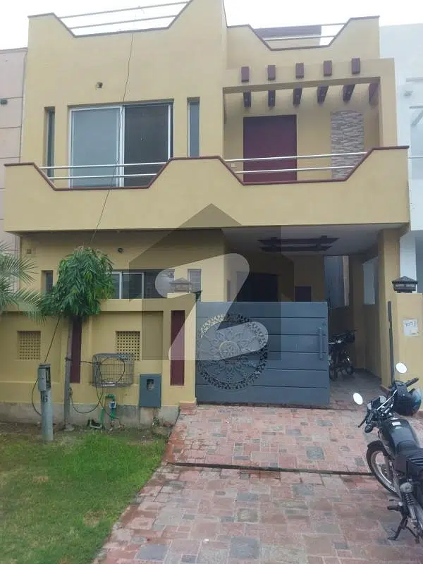5 Marla Well Maintained House Dha 5