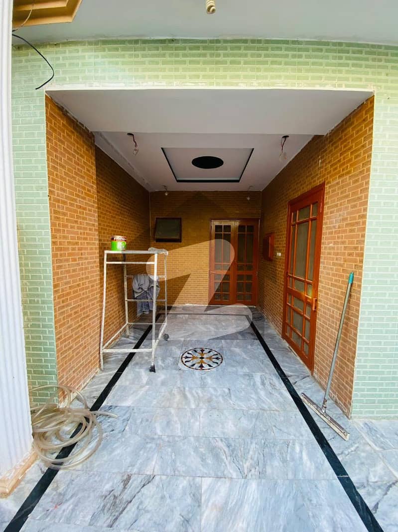 Well maintained double story old house for sale in i 10/4 Islamabad