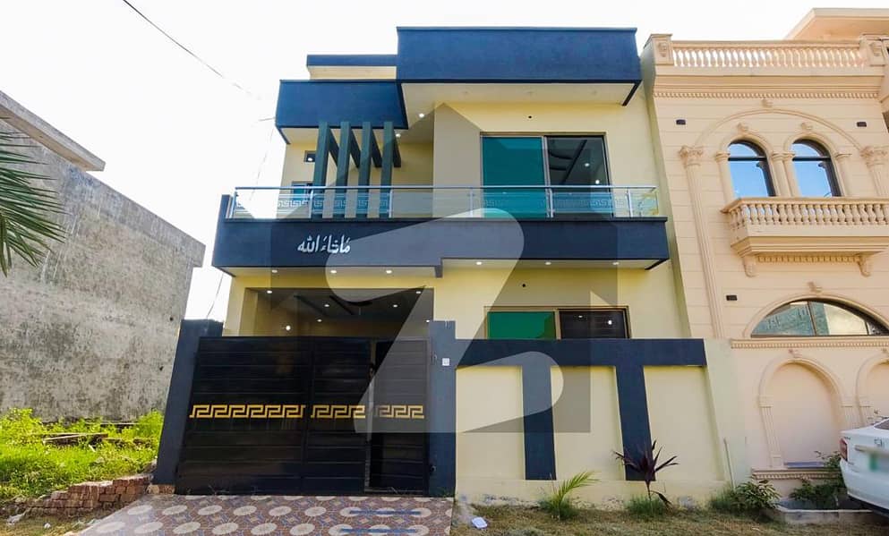 ایس جی گارڈن بیدیاں روڈ,لاہور میں 3 کمروں کا 5 مرلہ مکان 1.1 کروڑ میں برائے فروخت۔