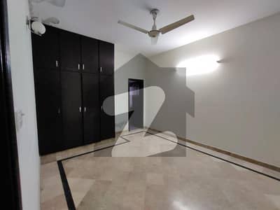 separation room for rent in bharia town phase 8 abubaker block