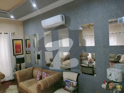 ایڈن پارک لاہور میں 4 کمروں کا 2 کنال فارم ہاؤس 5.0 کروڑ میں برائے فروخت۔
