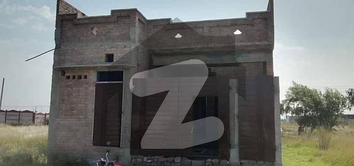 آئیکن ویلی مردان میں 3 کمروں کا 5 مرلہ مکان 42.0 لاکھ میں برائے فروخت۔