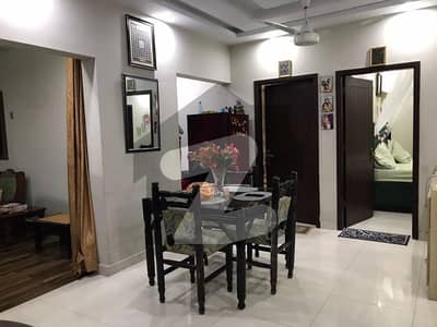 ڈی ایچ اے فیز 2 ایکسٹینشن ڈی ایچ اے ڈیفینس,کراچی میں 3 کمروں کا 6 مرلہ فلیٹ 1.8 کروڑ میں برائے فروخت۔