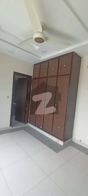 750 Square Feet Flat In Central Bahria Town Phase 8 - Block E For Sale