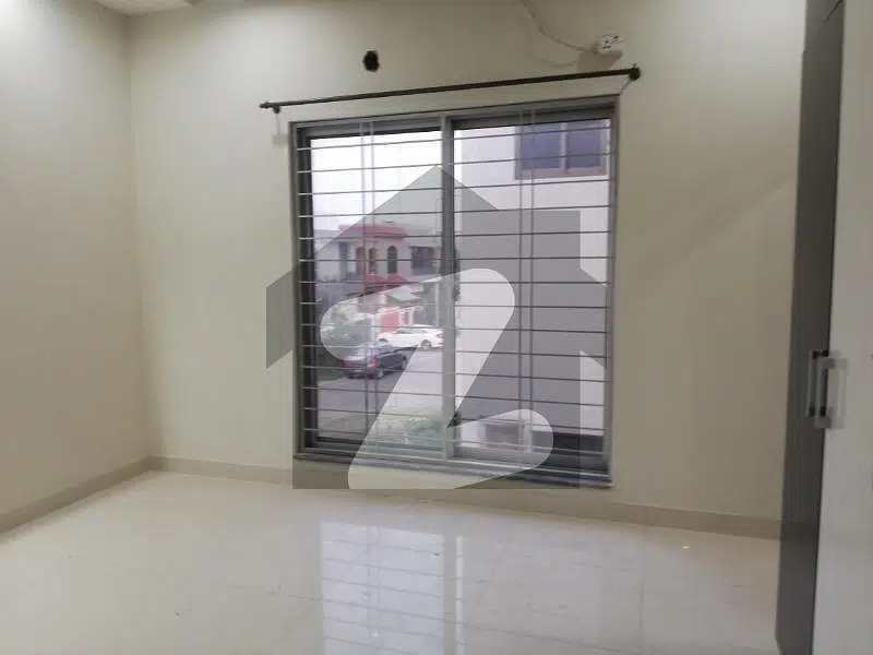 10 Marla House Available For Rent in Punjab Cooperative Society Near DHA