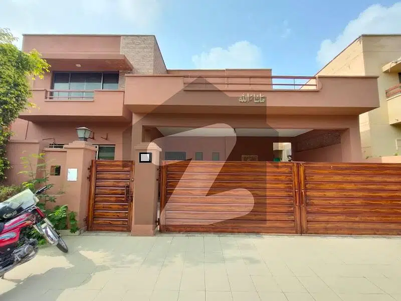 17-Marla Brig House Available For Sale In Askari-10 Sector-F Lahore Cantt