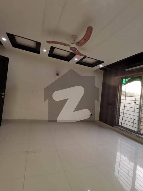 Flat For Rent In Valencia Town Lahore