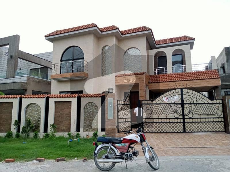 D H A Lahore 15 Marla Brand New Stylish Design House With 100% Original Pics Available For Rent