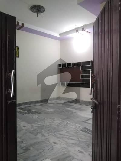 شیراز گارڈن شیخوپورہ میں 2 کمروں کا 5 مرلہ مکان 70.0 لاکھ میں برائے فروخت۔