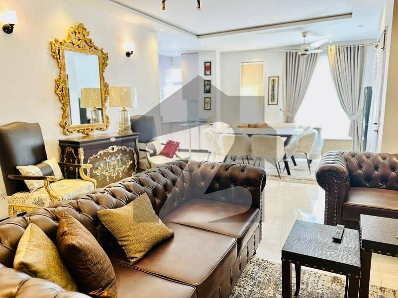 اَپر مال لاہور میں 7 کمروں کا 2 کنال مکان 5.0 لاکھ میں کرایہ پر دستیاب ہے۔