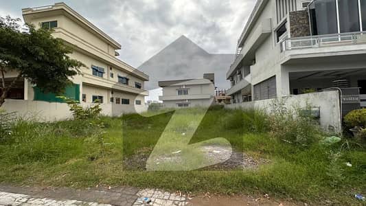 Prime location Sector F Street 16 Plot For Sale