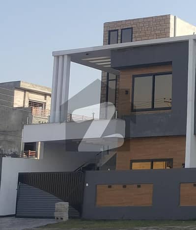 5 Marla Designer House I Block For Rent