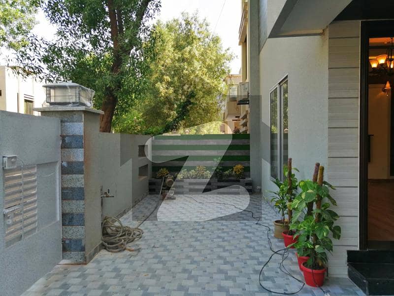 10 Marla Like New Lower Portion Upper Lock For Rent In Cc Block Bahria Town Lahore